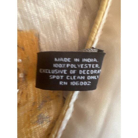 Nicole Miller Home Yellow & Gray Floral Table Runner With Beaded Details - Picture 4 of 5